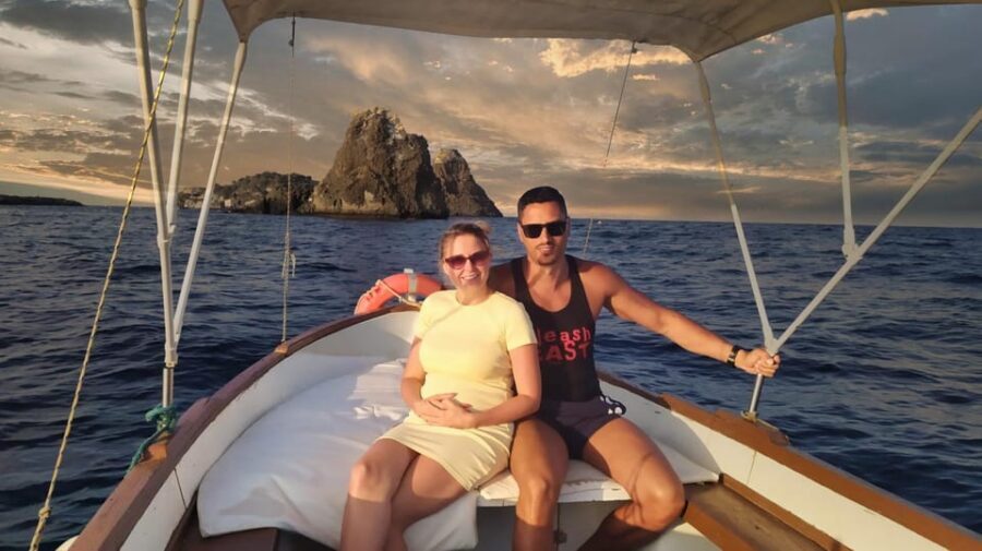 Aci Trezza boat tour sunset and dinner sicilian family home - Acireale dinner at a Sicilian family home: wine, dessert, and cannoli