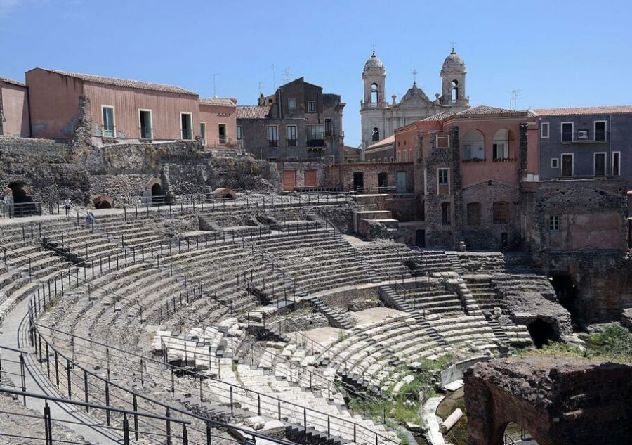 Catania: City Highlights Walking Tour - Piazza Vincenzo Bellini Theatre: a standout finale in a real public square