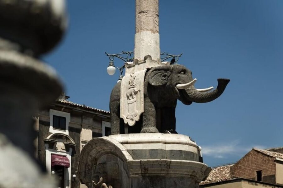 Catania Highlights Walking Tour With A Guide - Starting Points: Via Etnea vs. Duomo Square