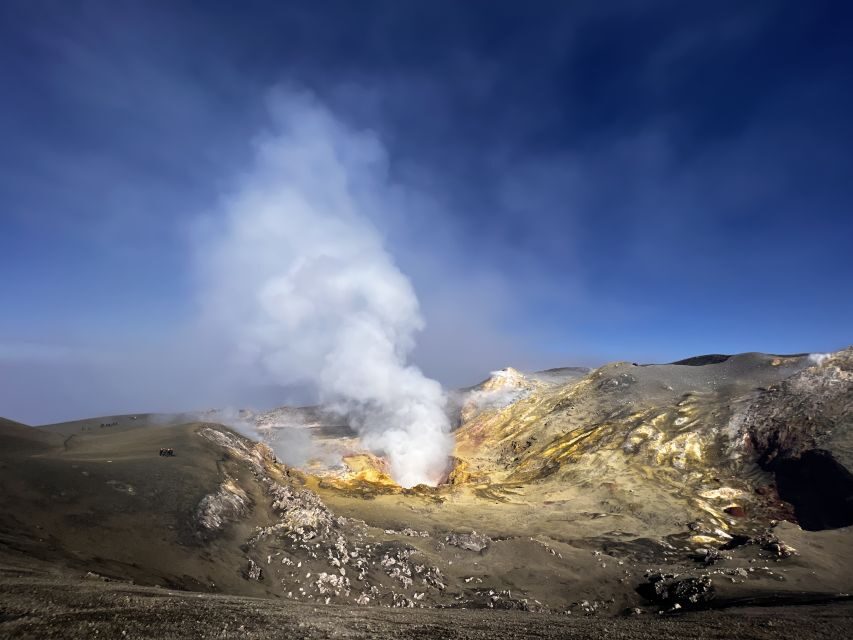 Catania: Summit Craters from North Etna with 4x4 vehicles - The 8:00am start at Piano Provenzana and why the 4x4 matters