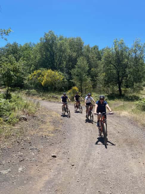 E-mtb tour through lava flows and down to Alcantara gorges - Lava flows, forests, and the rhythm of a mostly off-road descent