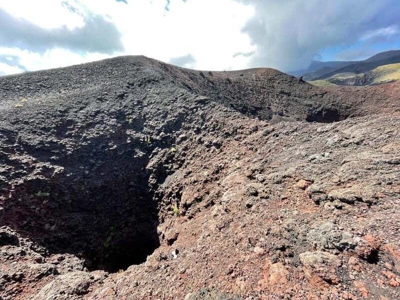 ETNA VOLCANO: Excursion to the Craters of 2002 - Walking the 2002 lava flow and spotting Le Betulle’s remains