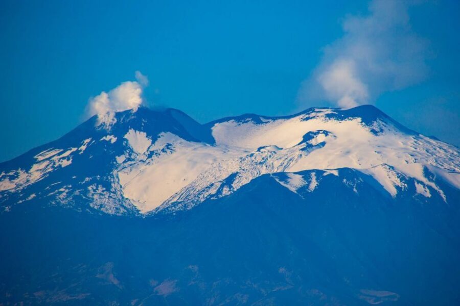 From Catania/Taormina: Mount Etna Private Wine Tasting Tour - Who This Tour Suits Best (and Who Might Feel Frustrated)