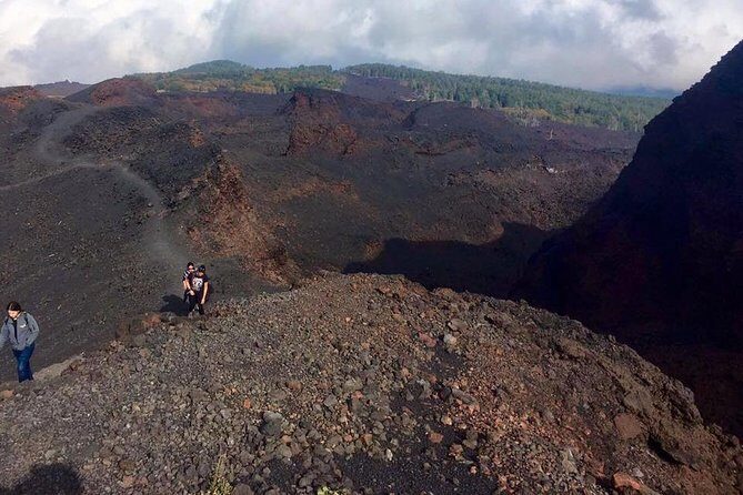 Mount Etna Advanced Trekking: Private Full-Day Tour from Catania - Catania pickup and the ride that keeps the day comfortable