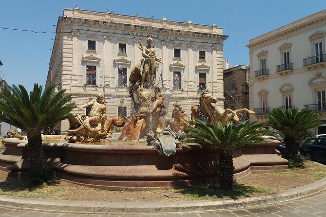 Siracusa,Ortigia and Noto Tour - Getting picked up in Catania and moving between stops