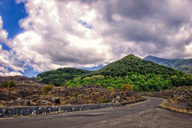 Tour Etna & Wine Tasting - Piano Provenzana: a side-flow viewpoint and a break you’ll use