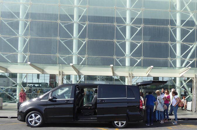 Transfer Catania / Agrigento Airport - The Ride Itself: Air-Conditioned Comfort Plus Onboard Wi‑Fi